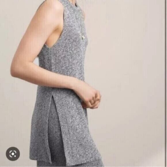 Aritzia Wilfred Palmier Sleeveless Tunic Style Knit Sweater Womens Size XXS - Picture 2 of 8